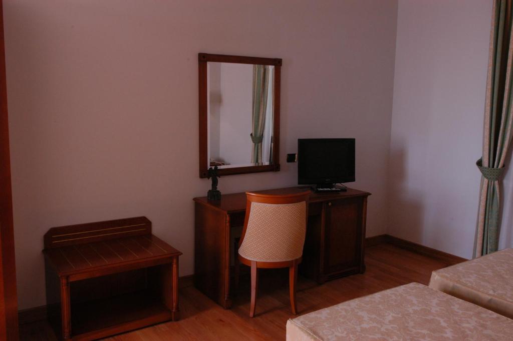 Pilgrim'S Hotel Cicognolo Екстер'єр фото
