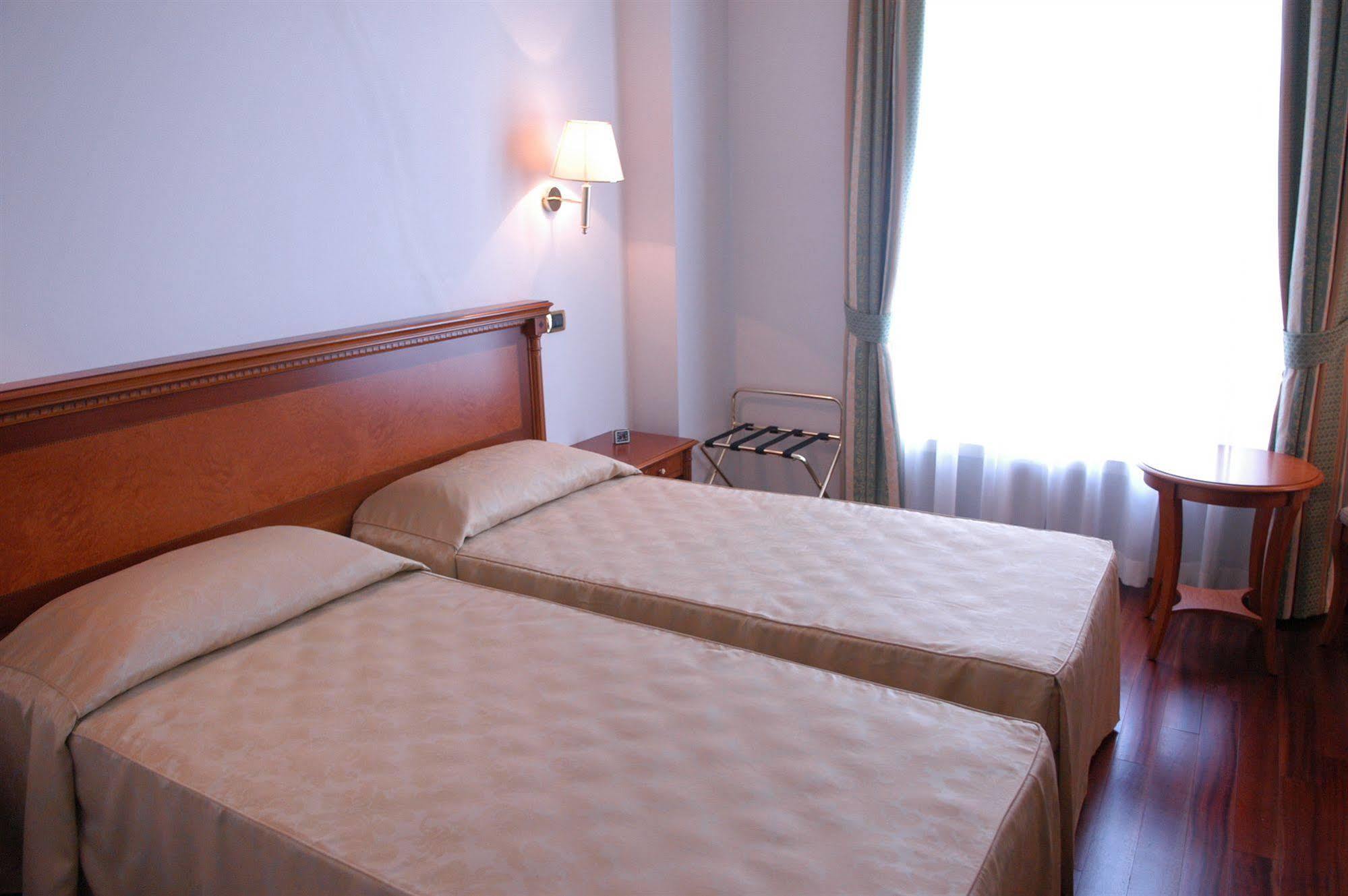 Pilgrim'S Hotel Cicognolo Екстер'єр фото