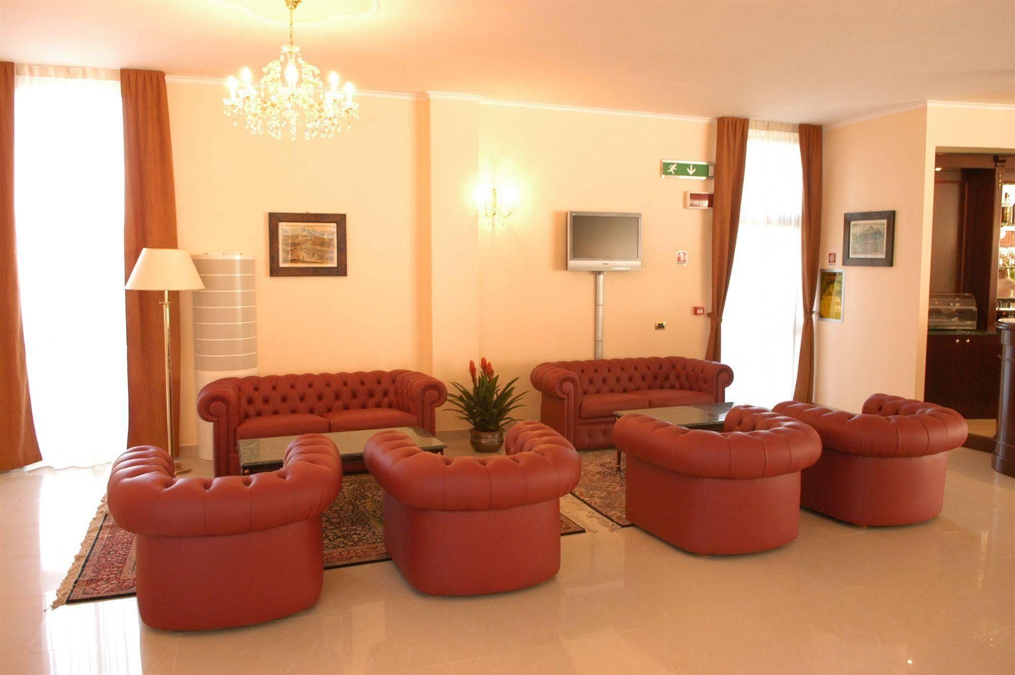 Pilgrim'S Hotel Cicognolo Екстер'єр фото