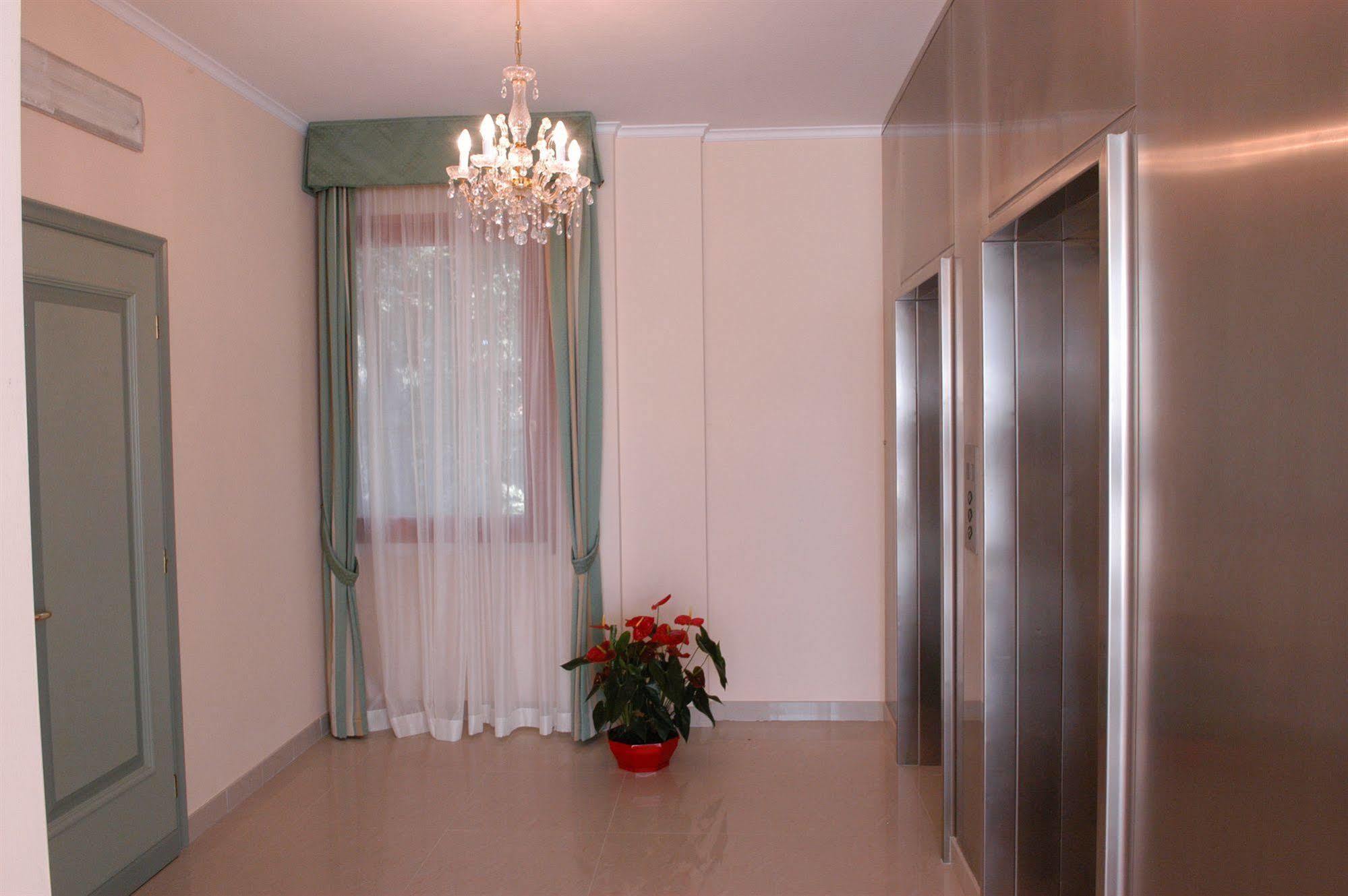 Pilgrim'S Hotel Cicognolo Екстер'єр фото
